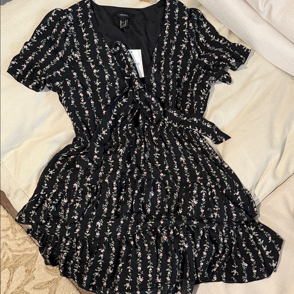 Forever 21 Black Floral Mini Dress